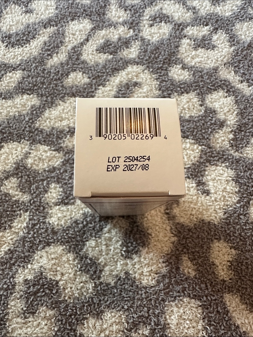 EltaMD UV Daily Broad-Spectrum SPF 40 Tinted Face Sunscreen - Picture 3 of 5